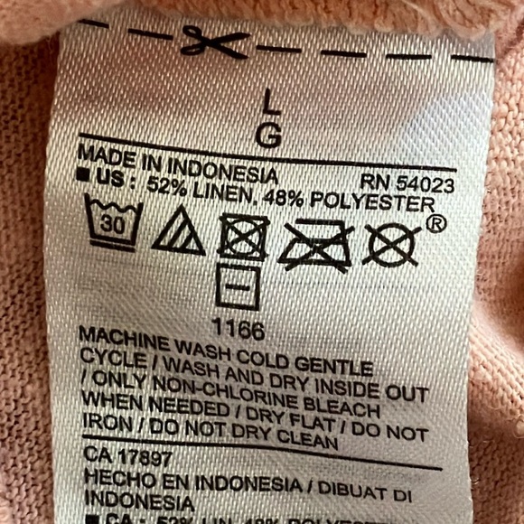 Linen blend light peach tank top by Old Navy Top Sleeveless Style - Picture 3 of 16